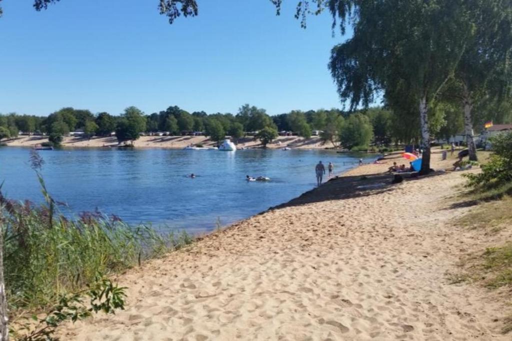 Ferienwohnung OSLO - Haus am See mit Sandstrand nahe Rhein-Main und Spessart Kahl am Main Exterior foto